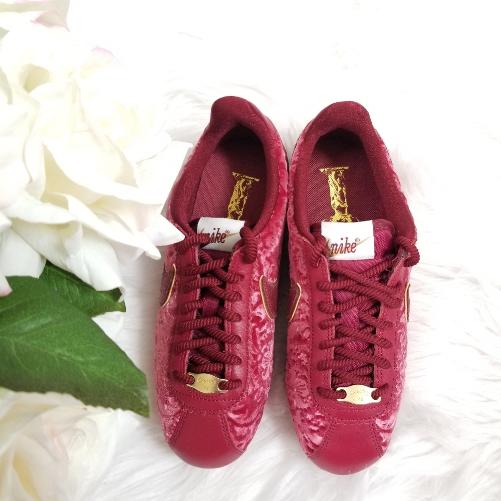 🛑🛑New NIKE Womens Classic Cortez Special Edition - Picture 7 of 7